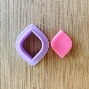 Rhombus cookie cutter set curved #1 - suitable for fondant, polymer clay, play doh.