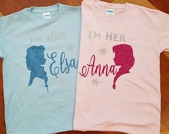 ディズニー アナと雪の女王 インスパイア T シャツ T シャツ I'm Her Princess エルサ I'm Her Princess アナ 姉妹のベスト フレンズ シャツ グリッター ビニール 迅速発送!