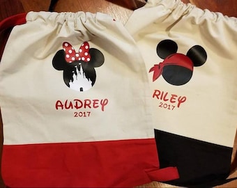 Op Mickey Disney geïnspireerde rugzaktas met handtekening cinch-tassen Ideaal voor het verzamelen van handtekeningen en het dragen van hun souvenirs Aangepaste naam