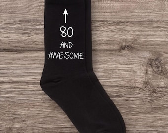 Schwarze Socken Geschenk zum 80. Geburtstag - Super 80 und Fabelhaftes Geschenk, Bequeme & Stilvolle Geburtstagssocken