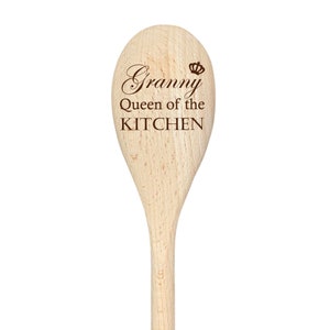 Granny Spoon Queen Of The Kitchen Wooden Engraved Novelty Present Gift