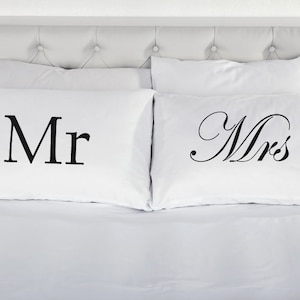 Mr & Mrs White Pillowcases Case Wedding Engagement Marriage Valentines Day Bed 200 Thread Count 100% Cotton Excellent Quality