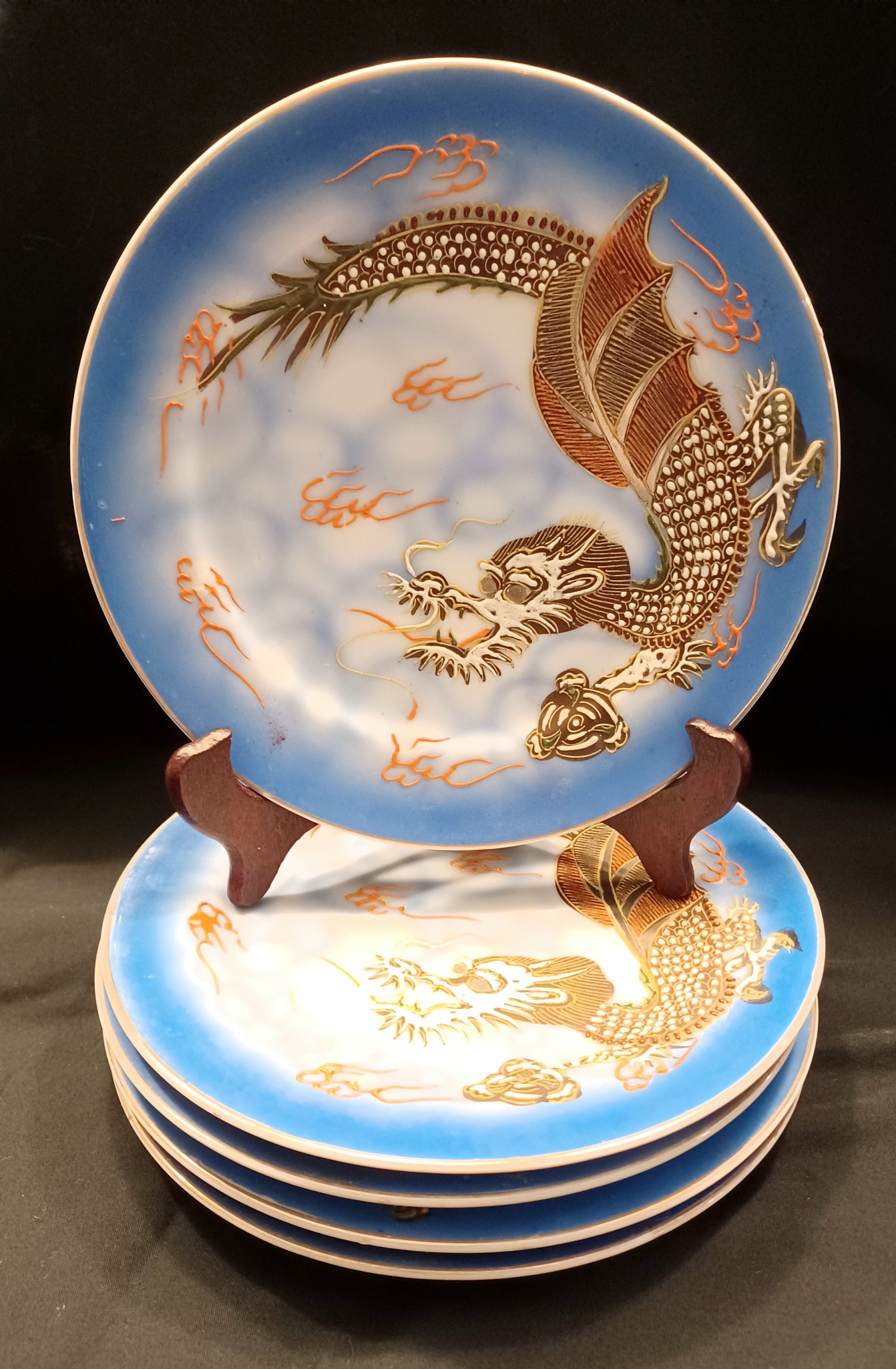 Beautiful 21 Pc. 1920's / 1930's Blue Dragonware Tea Set