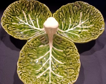 OLFAIRE PORTUGAL CABBAGE Majolica  Dish - Vintage Olfaire Portugal Pottery - Cabbage Leaf Dish - 3 Part Divided Olfaire Majolica Dish