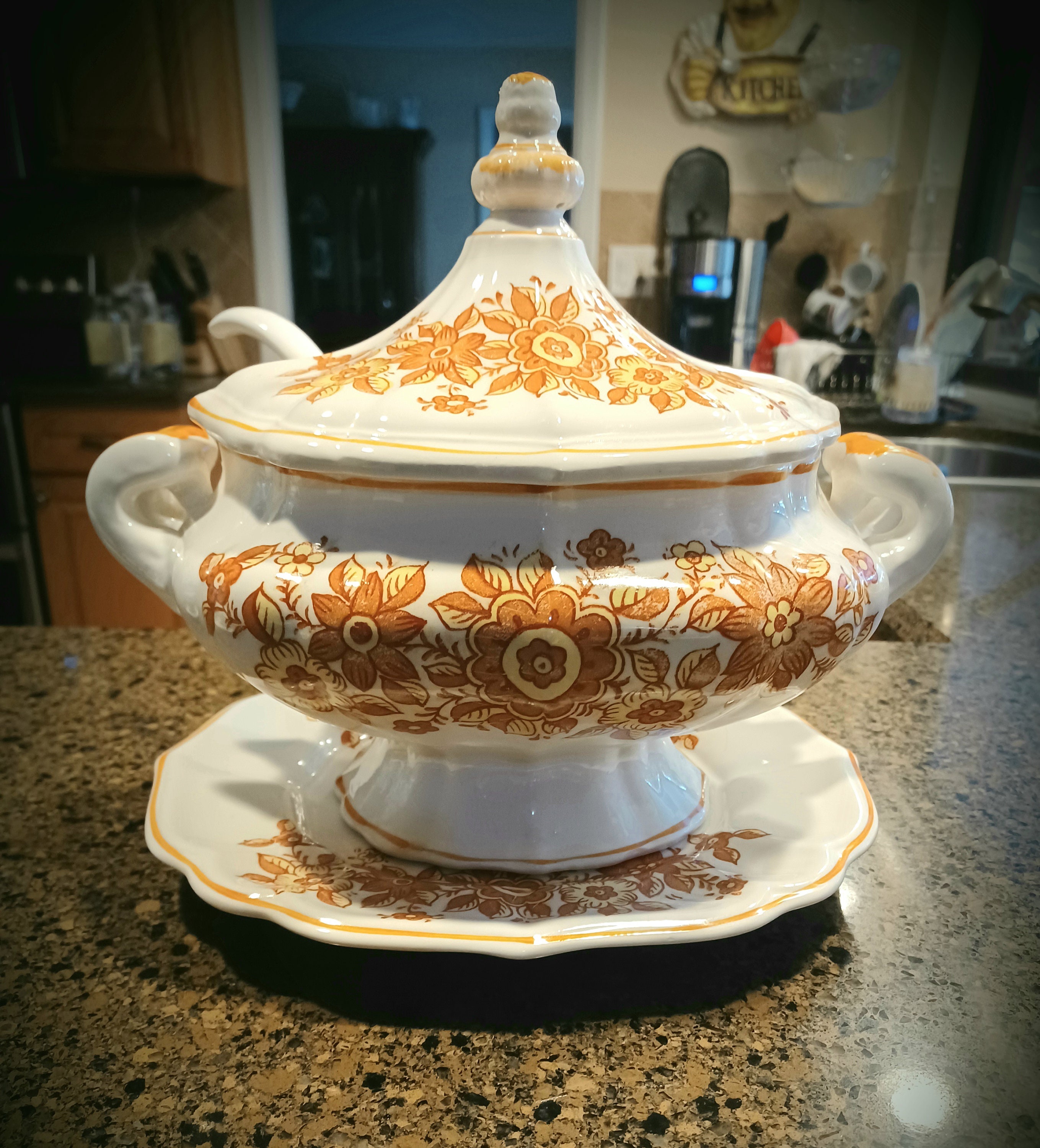 ROYAL SEALY JAPAN Vintage Soup Tureen