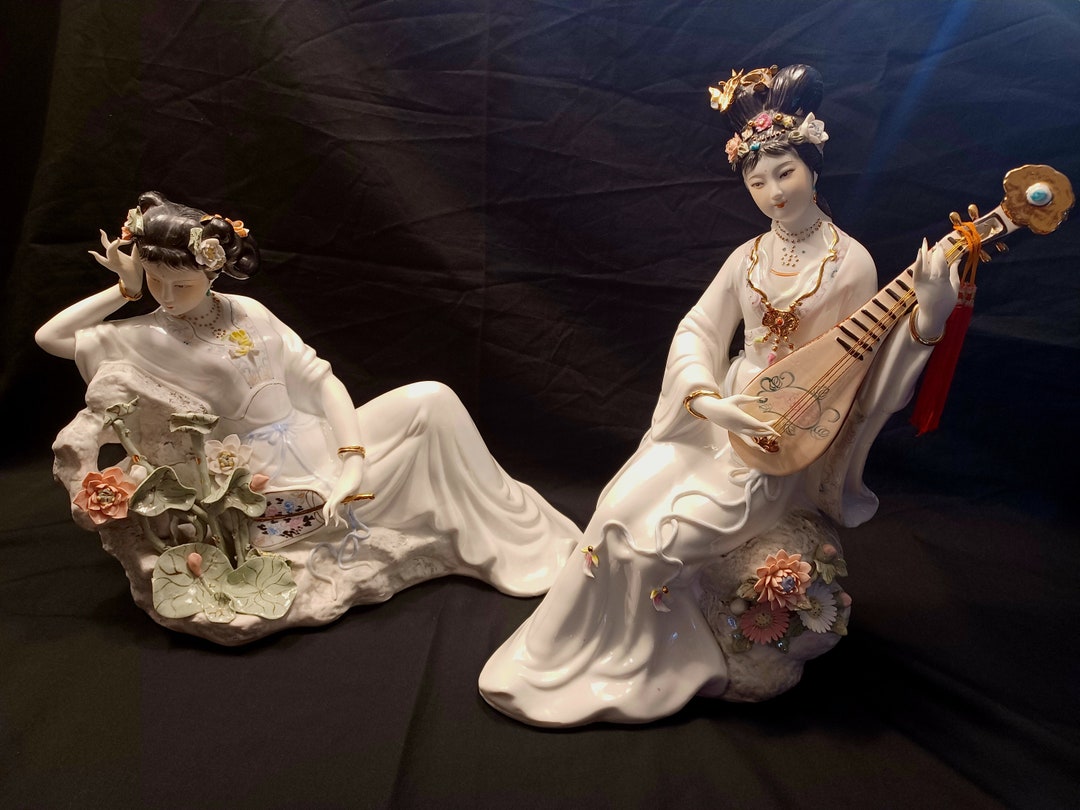 Japanese Geisha Figurines Mid Century Porcelain Geisha Girl Etsy