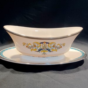 Lenox Fair Lady - Lenox Fair Lady Gravy Boat W/Underplate - Discontinued Lenox Fair Lady - Lenox Gravy Boat -  Wedding Gift - Bridal Gift