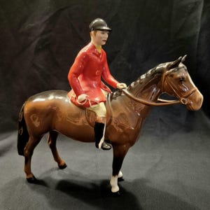 beswick ベスウィック 英国 ハンドペイント フィギュリン 馬と騎手 美品 beswick ベスウィック 英国 ハンドペイント フィギュリン 馬と騎手 美品