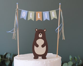 Décoration de gâteau d'anniversaire ours brun avec bannière nom