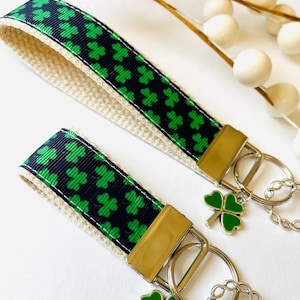 Shamrock Keychain, Keychains, Irish Gifts, Shamrocks, St Patrick’s Day, Irish, Gifts For Her, Ireland, Irish, Lucky Gifts, Irish Girls, Gift