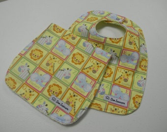 Baby bib and burp cloth, Gender neutral  bib and burpy, Baby shower gift, Baby bib, Zoo animals bib, Zoo animal burpcloth