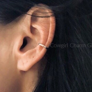 Sterling silver ear cuff, non pierced earring, ear cuff, women's stocking stuffer, silver cuffs, ear cartilage cuff, Women's gifts under 30