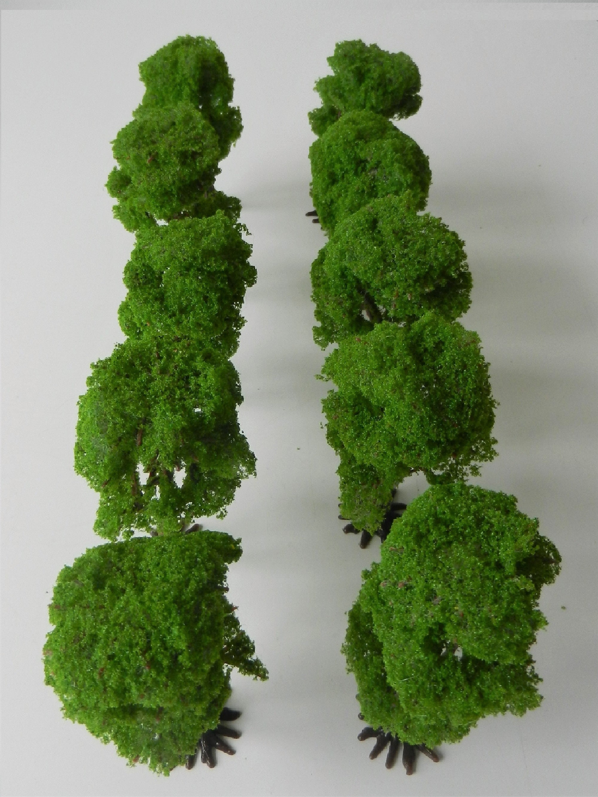 Set of 10 X Mid Green Model Trees With Feet Roots 9 Cm Scenery for H0 ...