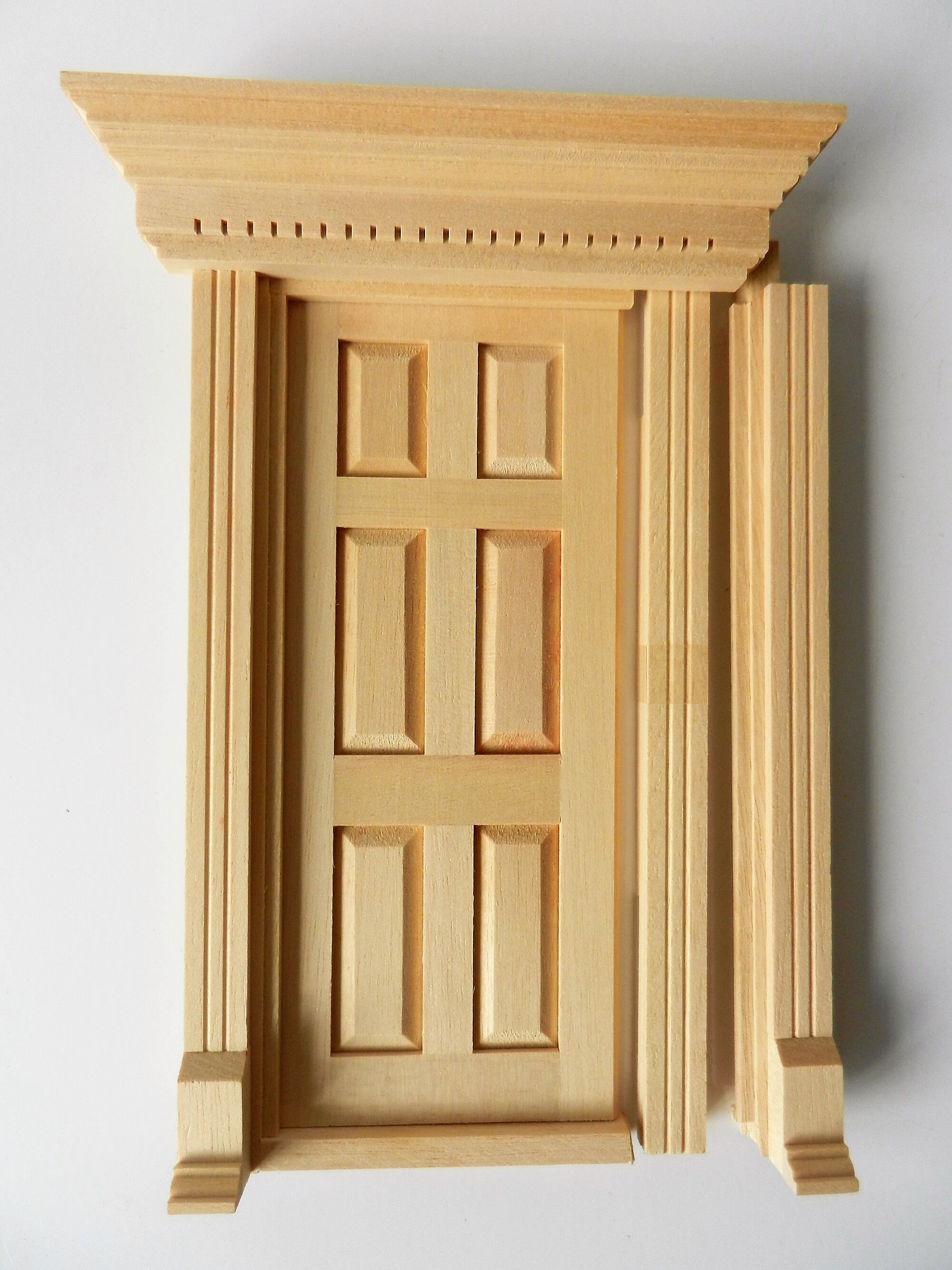 Casa delle bambole Porta d'ingresso 12 ° scala in miniatura in legno decorativo cornice fai da te porta pannellata - Italia Casa delle bambole Porta d'ingresso 12 ° scala in miniatura in legno decorativo cornice fai da te porta pannellata - Italia