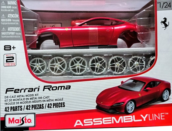 Ferrari California T 2014 ミニカーセット maisto 1/18 Scale Ferrari California T Closed Top 2014 (Red)