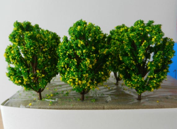 6 x FLOWERING IRON WIRE MODEL TREES 8 cm SCENERY MODEL RAIL HO OO SCALE #19
