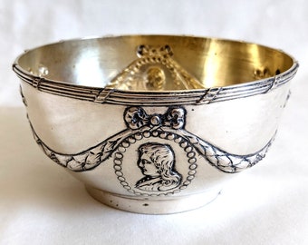 Georg Roth of Hanau, Germany .800 silver repousse bowl, festoons and portrait medallions; gilt interior