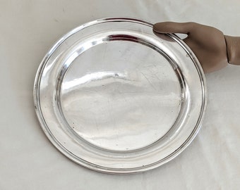 Robert Wallace & Sons sterling 10 inch diameter platter, 335 grams