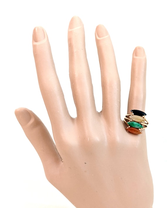 14k Gold Ring, Four Colors Jadeite Marquise Caboc… - image 3