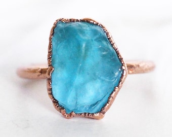 Chunky Blue Apatite Ring, Apatite Raw Stone, Big Crystal Ring, Raw Apatite Gemstone Ring, Chunky Crystal Ring, Raw Stone Rings, Gift for Her