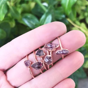 Dainty Amethyst Ring, Gift for Her, Amethyst Raw Stone, Birthstone Jewelry , Delicate Crystal Jewelry, February Birthstone