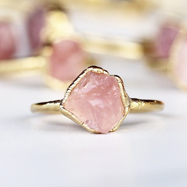 Raw Rose Quartz Ring in Gold, Natural Rose Quartz, Gold Rose Quartz Ring, Birthday Gift for Her