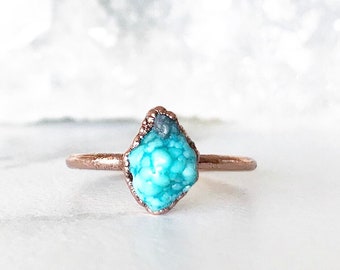 Turquoise Raw Stone Ring, Rustic Style Ring, December Birthstone Ring, Tiny Raw Stone Ring, Small Turquoise Stone Ring, Raw Gemstone Ring