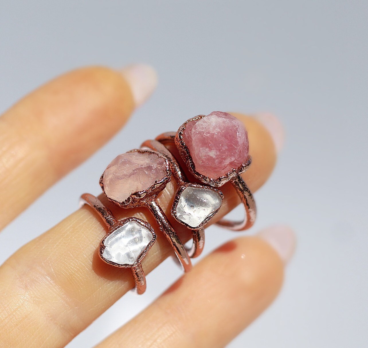 Raw rose quartz ring discount