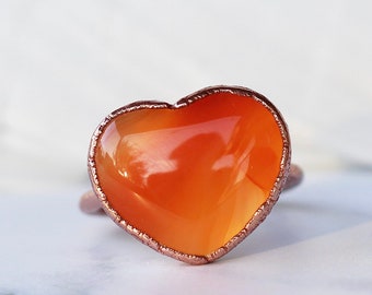 Carnelian Heart Ring, Copper Carnelian Ring, Raw Crystal Heart Ring, Sacral Chakra Jewelry, Carnelian Crystal Jewelry, Orange Heart Jewelry