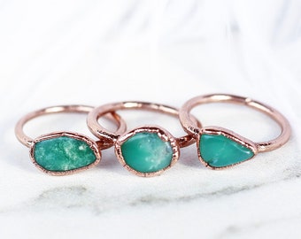 Raw Chrysoprase Ring, Chrysoprase Raw Stone, Chrysoprase Crystal Ring, Raw Gemstone Ring, Smooth Crystal Ring, Raw Gemstone Jewelry