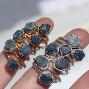 Raw Sapphire Ring in Gold, Stackable Birthstone Ring, September Birthstone Jewelry, Birthstone, September Birthday Gift, Rough Sapphire Ring image 2