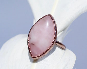 Raw Rose Quartz Statement Ring, Big Pink Ring, Marquise Stone Rose Quartz Ring, Rose Quartz Crystal Cocktail Ring, Large Rose Quartz Ring