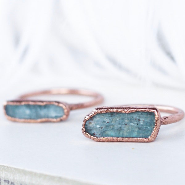 Raw Kyanite Ring, Taurus Stone Ring, Kyanite Gemstone Ring, Blue Kyanite Jewelry, Blue Crystal Ring, Copper Gemstone Ring