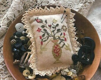 Sarah's Christmas Urn by Theresa Venette of Shakespeare's Peddler (2019) - cross stitch pattern