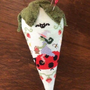 NASHVILLE MARKET - Bendy Stitchy Designs - Hilde&#39;s Strawberry Patch (2020)