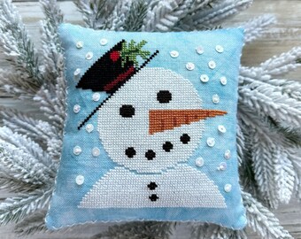 Merry: Santa, Snowfall, Snowman (2023) by Lucy Beam Love in Stitches -- paper chart