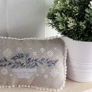 Monthly Baskets (deel 1) (2024) door Cosford Rise - papieren kaart