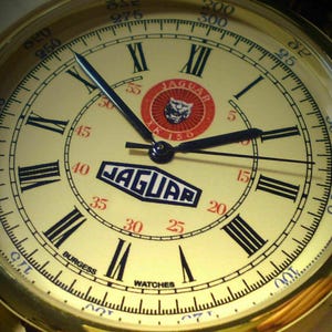 Jaguar XK Retro Souvenir Tribute Wrist Watch, Retro early 1950 - 60's Style Round Dial