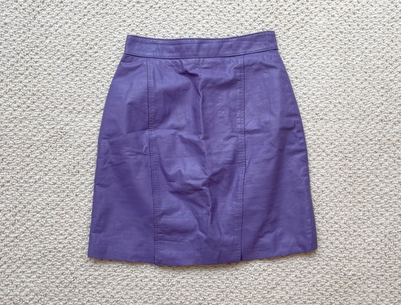 Vintage 1980s CHIA Purple Leather Short Skirt, Mi… - image 1