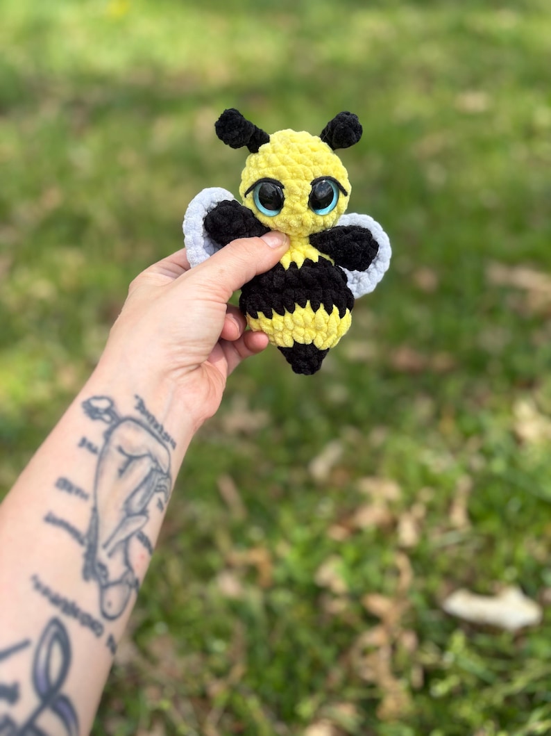 Bee & Butterfly Mini Snuggler Crochet Patterns Crochet Plushies - Etsy