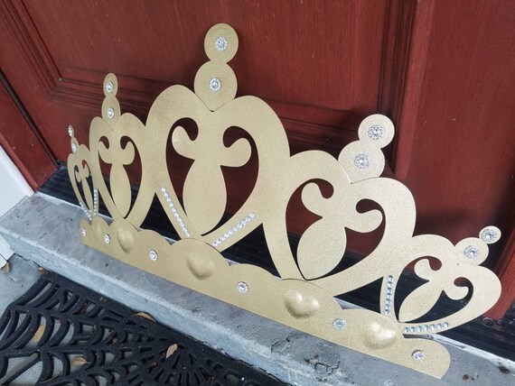 One Metal Gold Glitter Crown Wall Decor Distressed Princess - Hobby Lobby Princess Crown Wall Decor One Metal Gold Glitter Crown Wall Decor Distressed Princess - Hobby Lobby Princess Crown Wall Decor