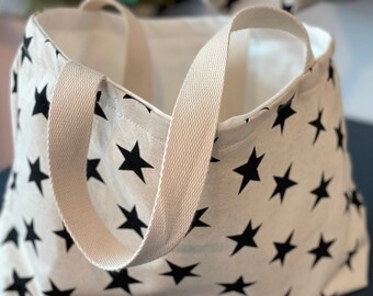 Wide Tote Black Star