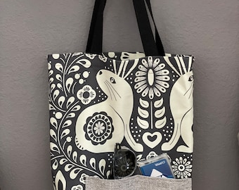 Tote with Double Pocket -Rabbit