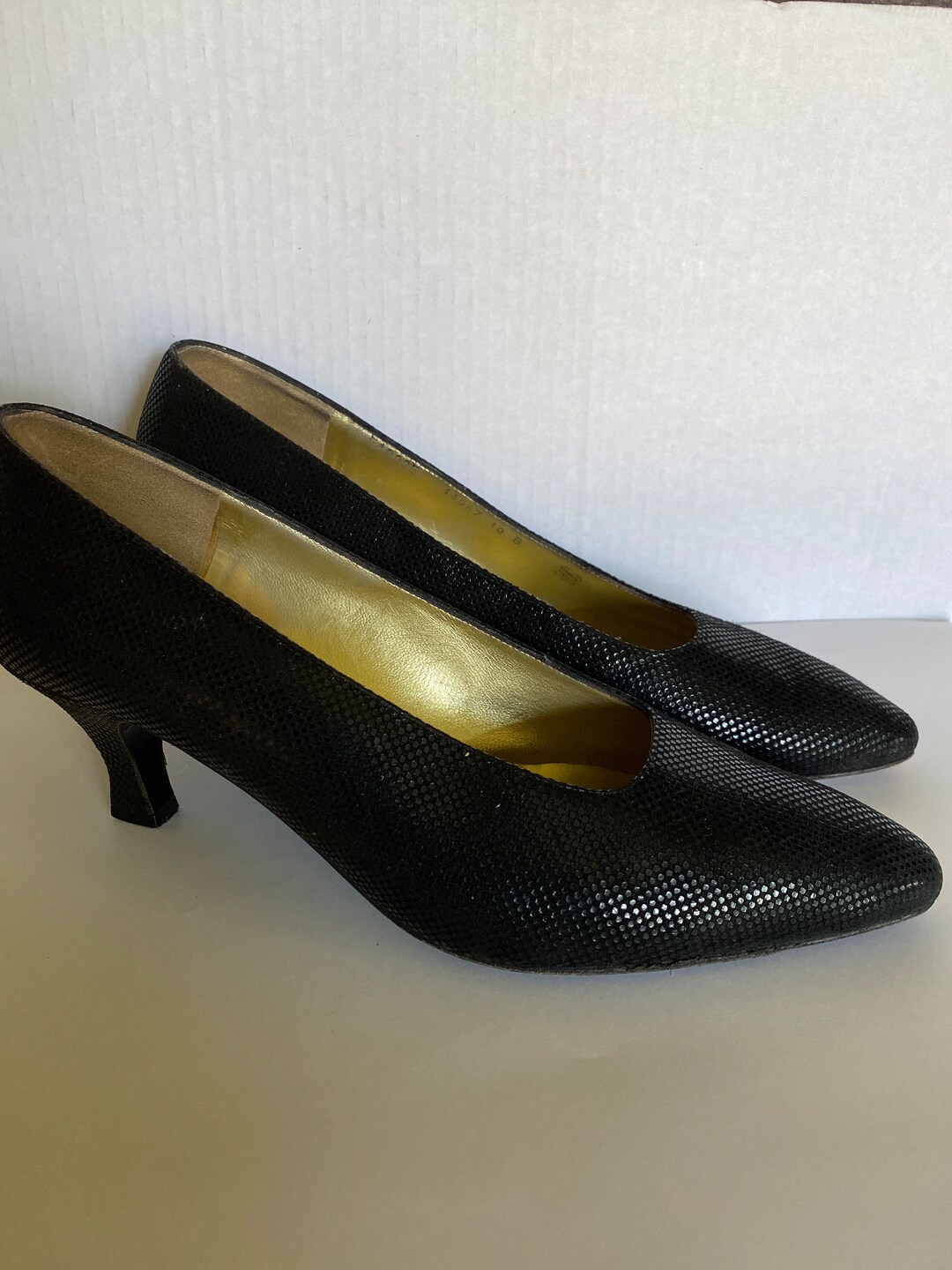 Chaussures Femme Bruno Magli En Daim Noir - Pointure 3.5 / 36.5 - Occasion, Talon élégant