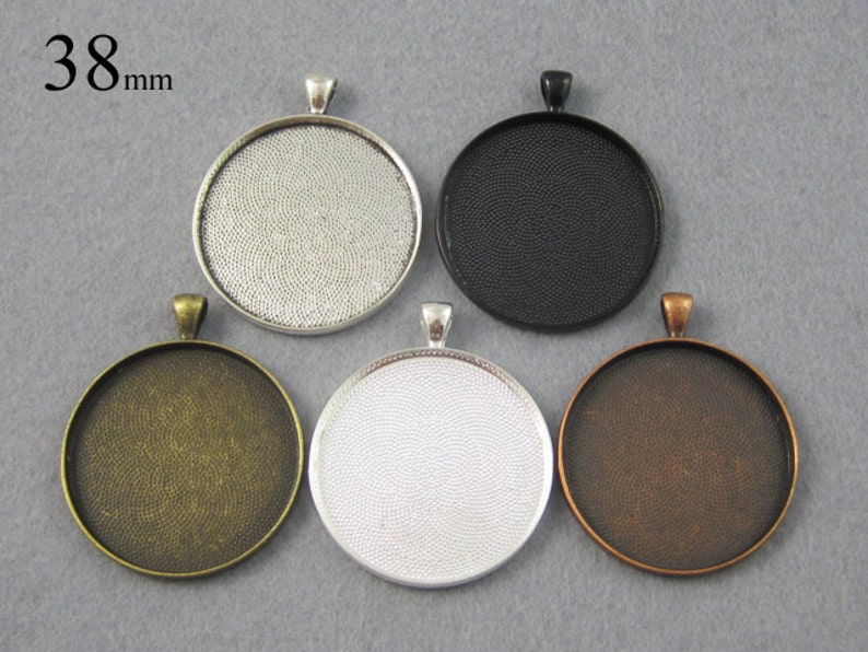 32 Inch Pendant Blank 38mm Cabochon Setting 1.5 Inch Cameo Setting Round 1.5/'/' Pendant Setting 38mm Round Pendant Tray 20 pcs