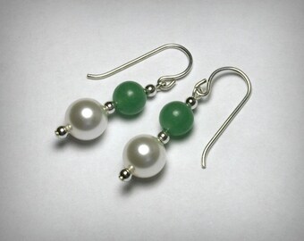 Pendientes verdes, pendientes de perla, pendientes de plata de ley, pendientes colgantes verdes, pendientes colgantes verdes, pendientes colgantes de perla, piedra genuina
