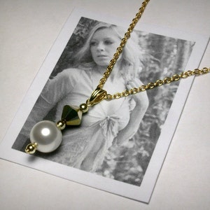 Pearl Necklace, Pearl Pendant, 14K Yellow Gold Filled, Gold Necklace, Crystal Necklace, Gold Pearl, Yellow Gold Chain, Jewelry