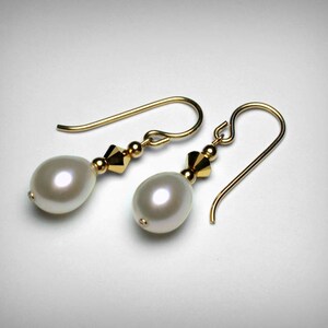 Freshwater Pearl Earrings, Dangle Drop 14K Yellow Gold Filled Genuine Pearl Earrings, Metallic Gold Crystal Earrings, Bridal Wedding Jewelry