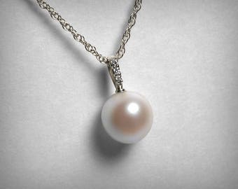 Diamond Pearl Necklace, 14K Pearl Necklace, Genuine Freshwater Pearl Pendant, Solitaire Diamond, 14K White Gold, Bridal Wedding Jewelry