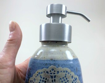 Foaming Soap Dispenser with Lace Motif
